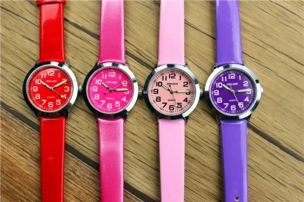 Nazeyt-children-lovely-7-colors-dial-leather-watch-little-boys-and-girls-luminous-hands-gift-clock-2.jpg