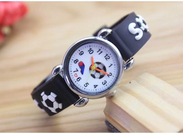New-3D-Cartoon-fashion-silicone-football-kids-Watch-Children-Girls-Boys-Students-Quartz-Wristwatches-relogio-kol-4.jpg