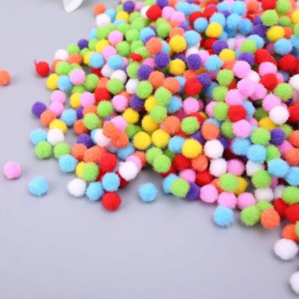 1000Pcs-Soft-Round-Fluffy-Craft-PomPoms-Ball-Mixed-Color-Pom-Poms-10mm-DIY-Craft-1.jpg