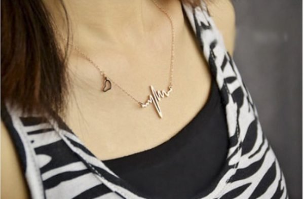Ecg Necklace Love Shaped Titanium Steel Heartbeat Lockbone Chain Heart Pendant Necklace Female Retro Necklace Jewelry Accessorie - Image 3