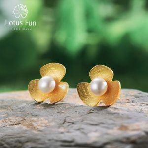 Lotus Fun Real 925 Sterling Silver Natural Pearl Handmade Fine Jewelry Fresh Clover Flower Stud Earrings for Women Brincos