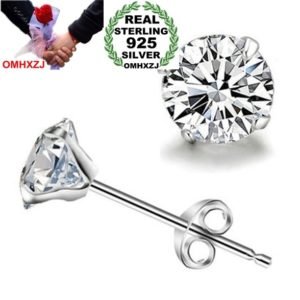 OMHXZJ Wholesale Fashion jewelry Four Claws Contracted Hot Popular Style Zircon AAA Drill 925 Sterling Silver Stud Earrings YS45