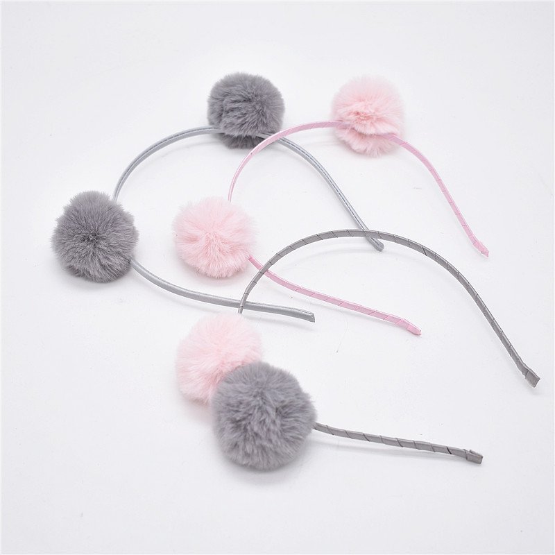 Sweet girls beautiful hairband headpieces rabbit ears plush ball big hair head hoop hair accessories Tiara for children. 1pcs
