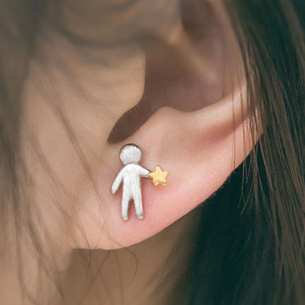 Thaya Picking Gold Stars for You Design Stud Earrings s925 Silver Asymmetry Figure Earring for Women Elegant Texture Jewelry - Image 4