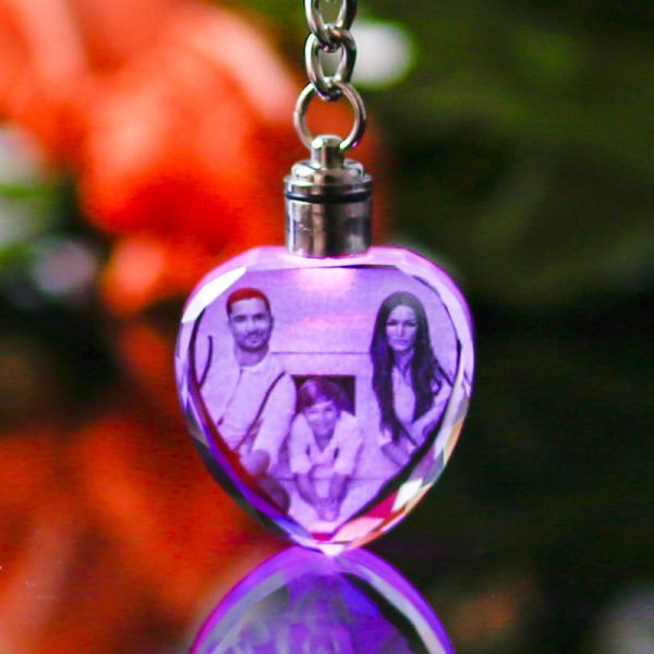 Custom Made Crystal Picture Frame Baby Gift Heart Shape Glass Mini Photo Frame LED Light Pendant Present kristallen fotolijst - Image 2