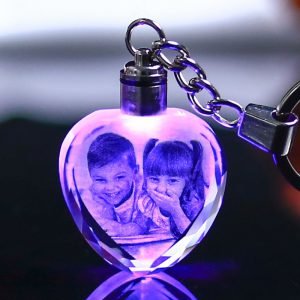 Custom Made Crystal Picture Frame Baby Gift Heart Shape Glass Mini Photo Frame LED Light Pendant Present kristallen fotolijst